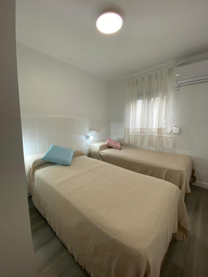 Piso Junto Al Hospital Macarena Apartment Sevilla Exterior foto
