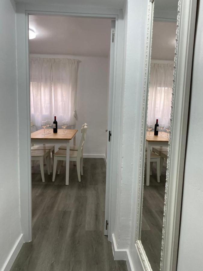 Piso Junto Al Hospital Macarena Apartment Sevilla Exterior foto